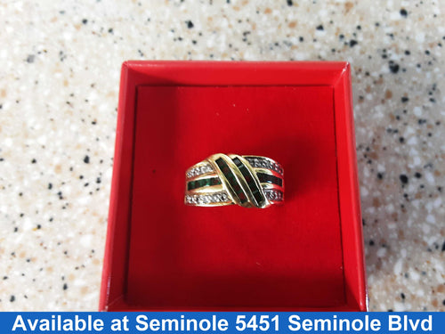 Women's Ring - Yellow Gold 18k (.750) 7.6 grams Size 8
