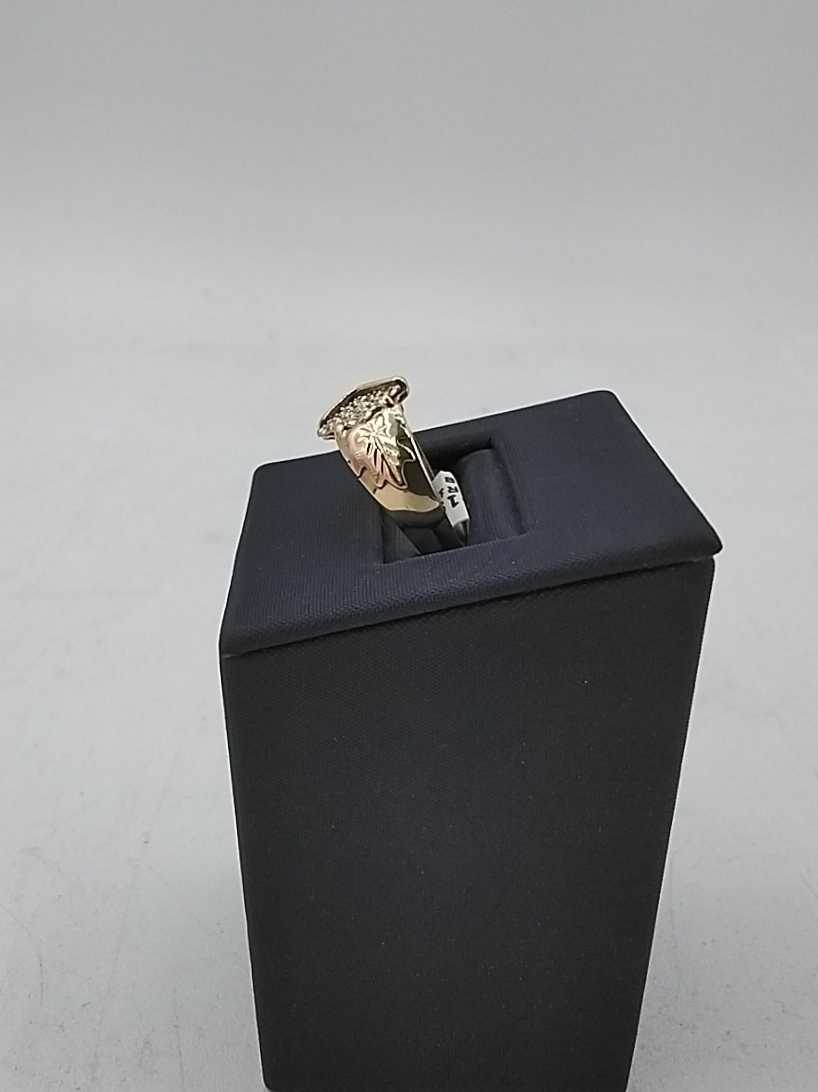 Women's Ring - Yellow Gold 10k (.417) 2.9 grams Size 20