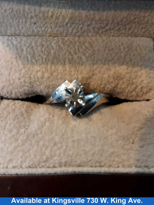 Women's Ring - Solitaire - White Gold 14k (.585) 2.2 grams Size 7.5