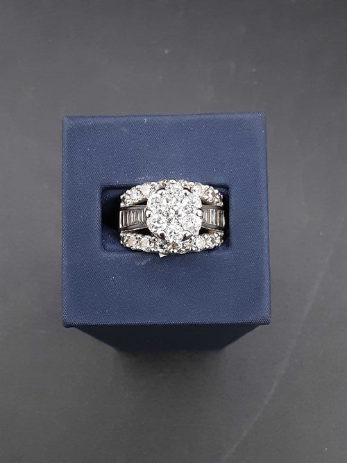 Ring - Wedding Set - White Gold 14k (.585) 13.5 grams Size 5.5