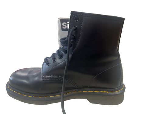 Dr. Martens La004 Black Boots