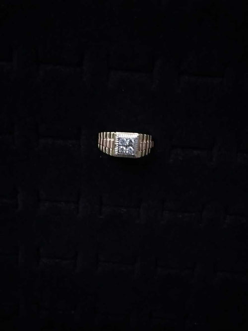 Men's Ring - Yellow Gold 10k (.417) 6.5 grams Size 20