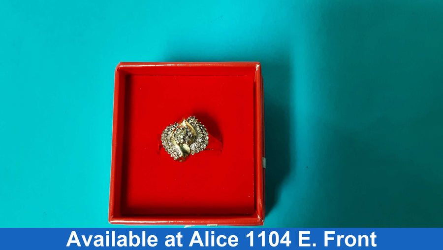 Women's Ring - Yellow Gold 10k (.417) 4.3 grams Size 7.5