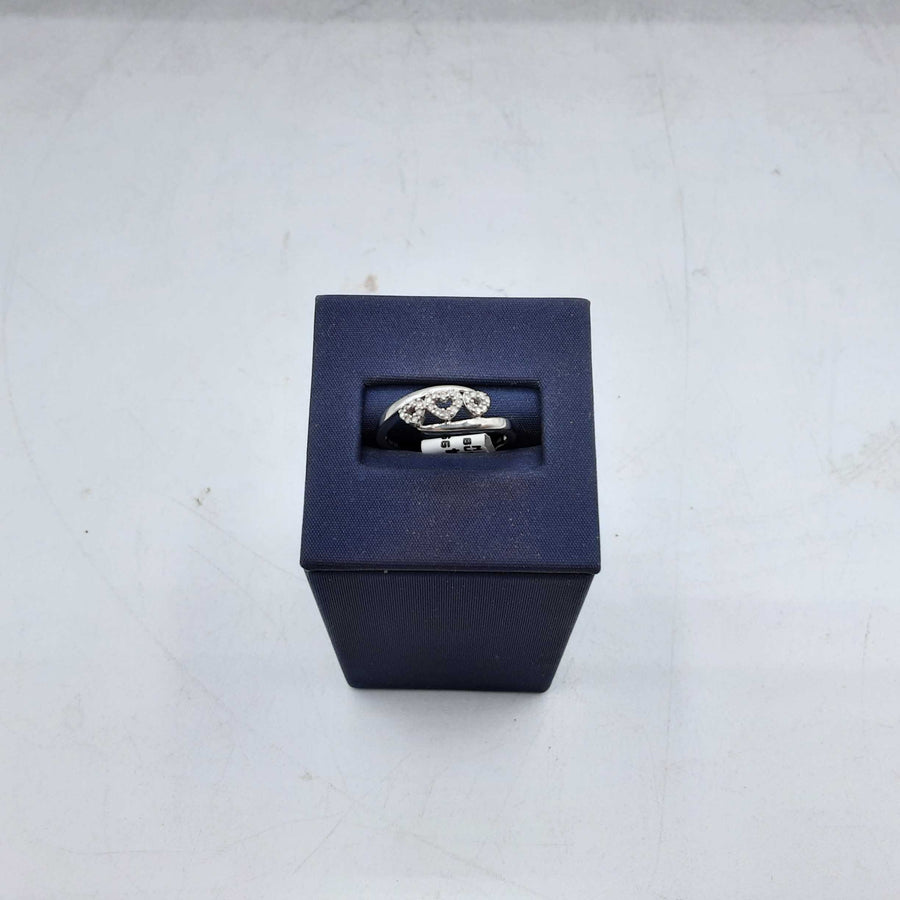 Women's Ring - White Gold 10k (.417) 2.3 grams Size 6.5