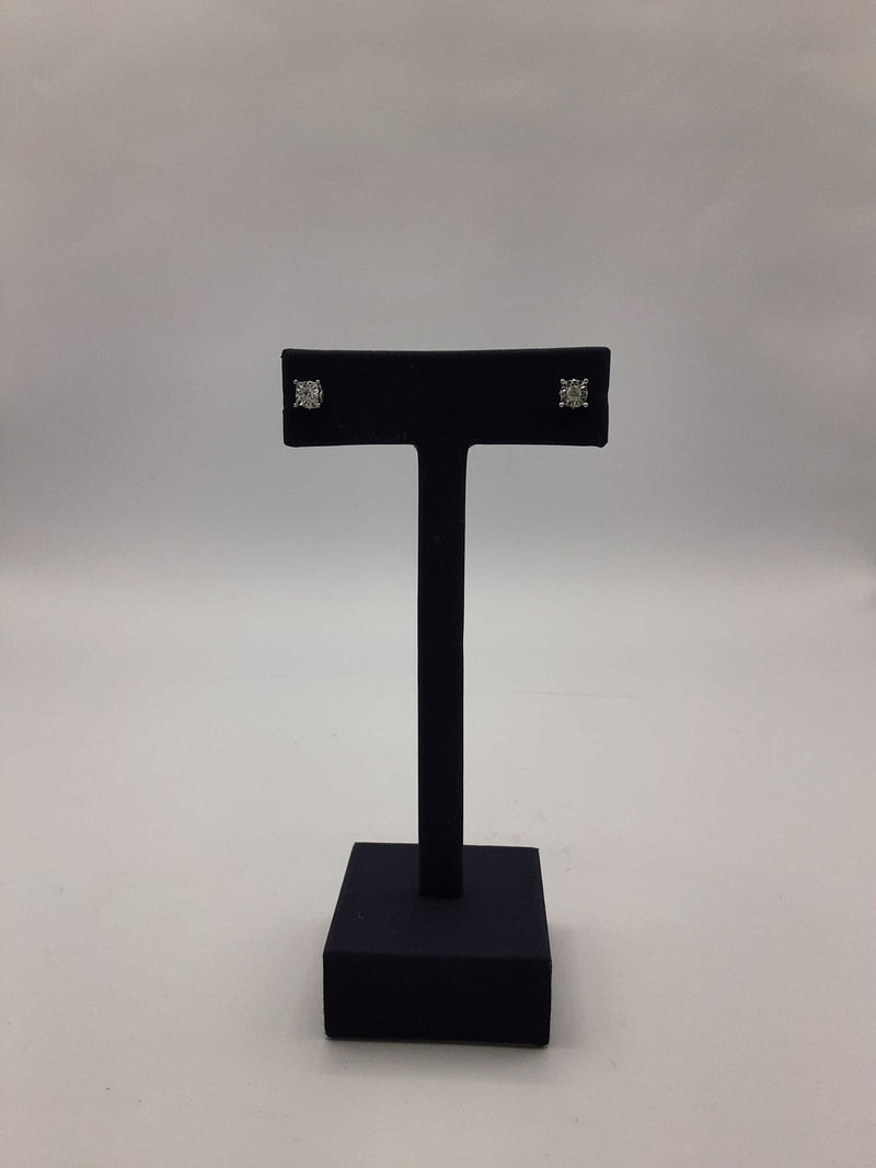 14kt Diamond Stud Earrings