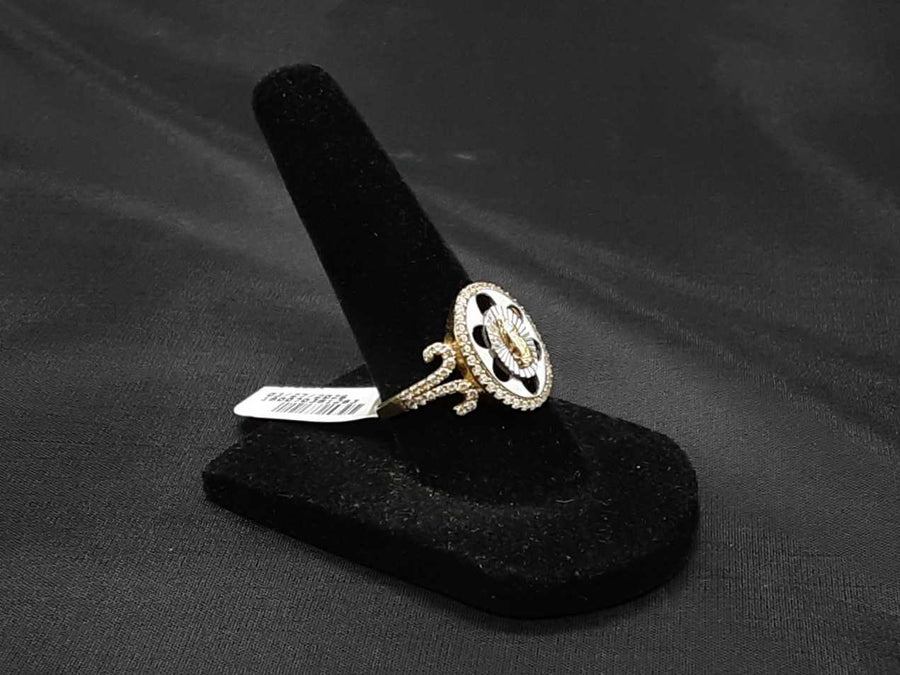 Women's Ring - Yellow Gold 14k (.585) 3.7 grams Size 7