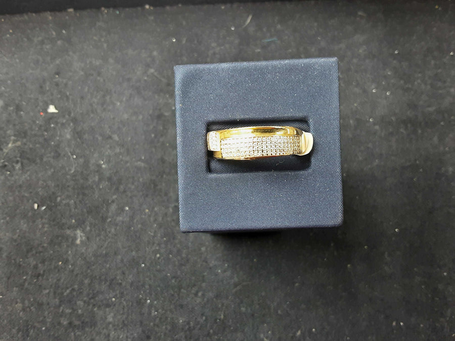 Men's Ring - Yellow Gold 18k (.750) 4.2 grams Size 20