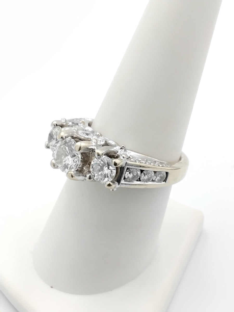 Women's Ring - White Gold 14k (.585) 7.9 grams Size 8.5