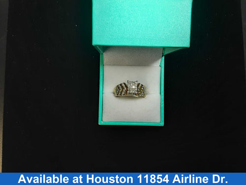 Women's Ring - Yellow Gold 18k (.750) 9.8 grams Size 8