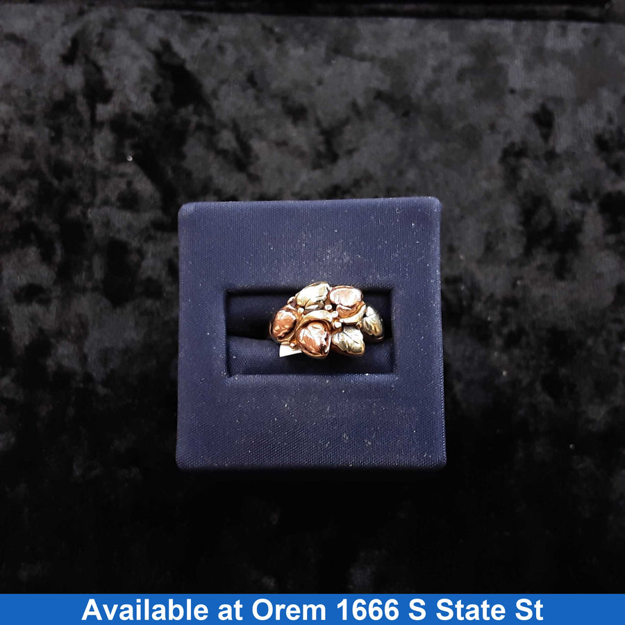 Women's Ring - Black Hills Gold 10k (.417) 3.3 grams Size 5.5