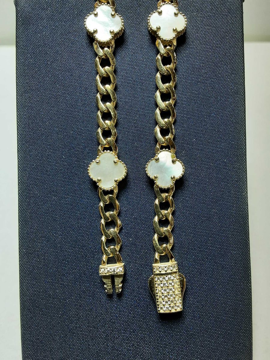 Cuban Link Bracelet - Yellow Gold 10k (.417) 6.7 grams 7 inch