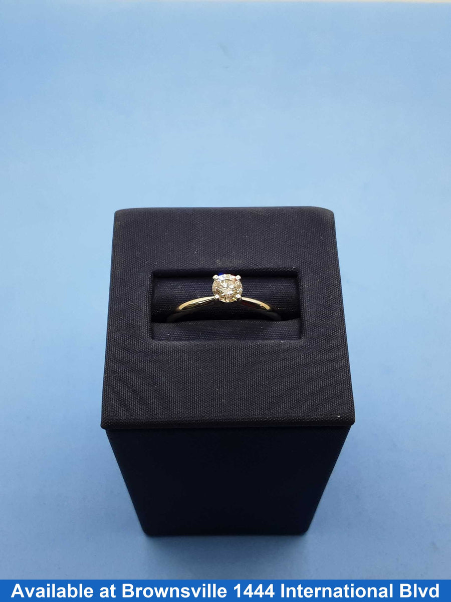 Women's Ring - Solitaire - White Gold 14k (.585) 2 grams Size 10