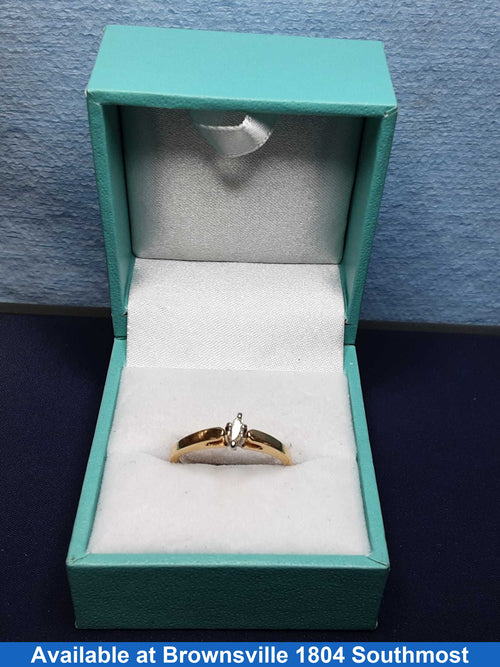 Women's Ring - Yellow Gold 10k (.417) 2.2 grams Size 7.5