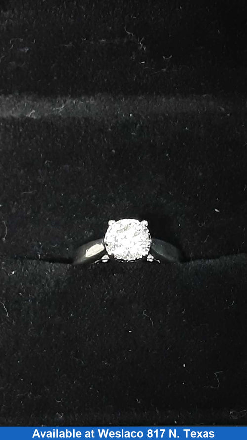 Women's Ring - Solitaire - White Gold 10k (.417) 2.6 grams Size 5