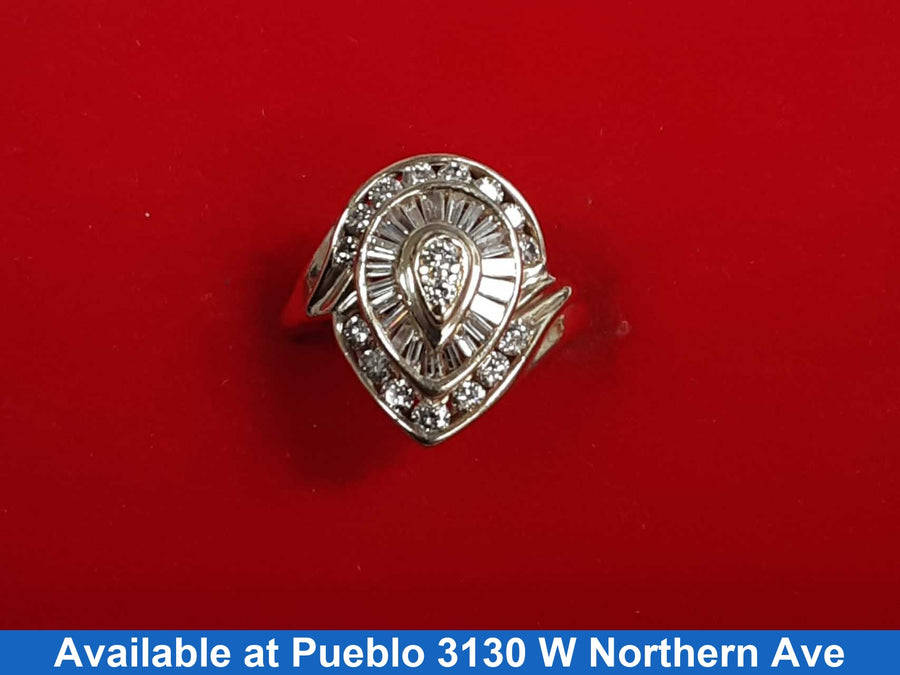 Women's Ring - Yellow Gold 14k (.585) 6.5 grams Size 7.5