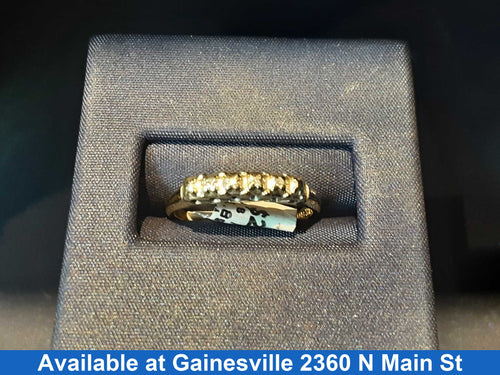 Women's Ring - Anniversary - Yellow Gold 14k (.585) 1.8 grams Size 6.5