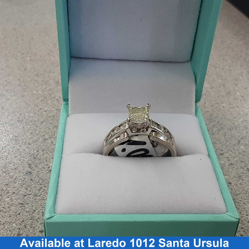 Women's Ring - Solitaire - White Gold 14k (.585) 6 grams Size 8