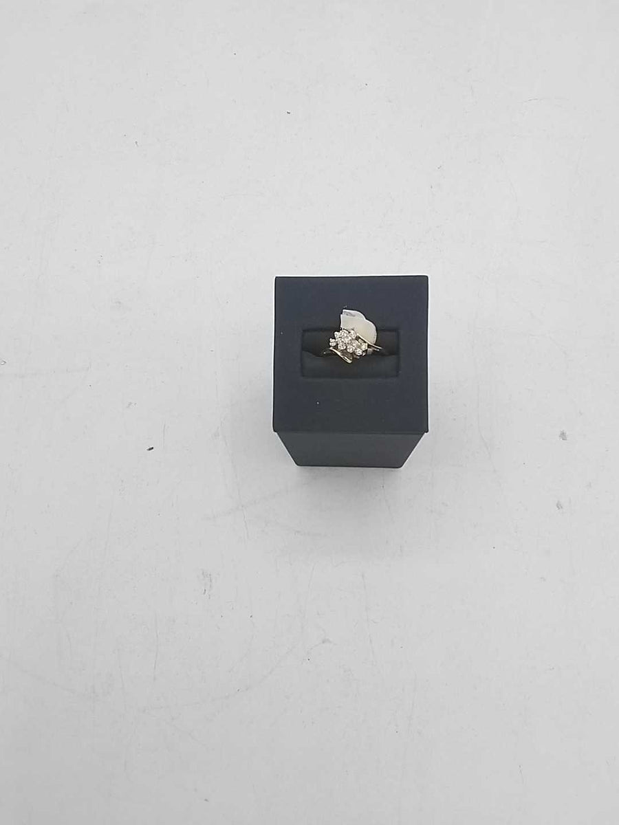 Women's Ring - Yellow Gold 10k (.417) 2.2 grams Size 20