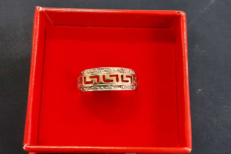 Ring - Wedding Band - Yellow Gold 10k (.417) 3.3 grams Size 11.5