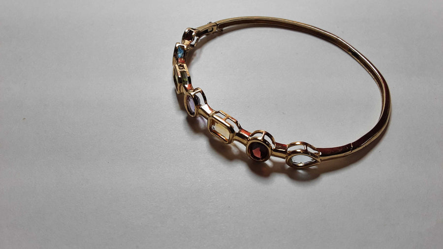 Bangle Bracelet - Yellow Gold 10k (.417) 9.8 grams 7 inch