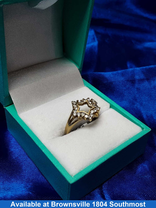Women's Ring - Yellow Gold 10k (.417) 2.5 grams Size 7.5