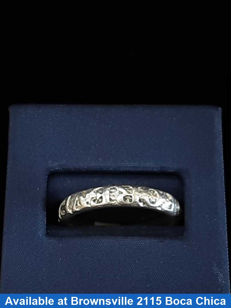 Women's Ring - Silver 4.3 grams Size 7