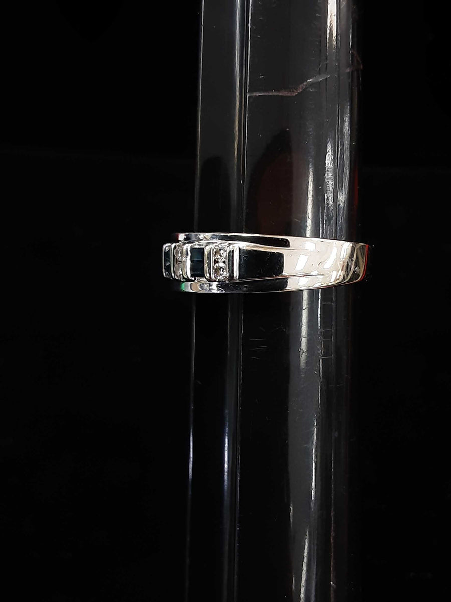 Ring - Wedding Band - White Gold 10k (.417) 6.1 grams Size 8