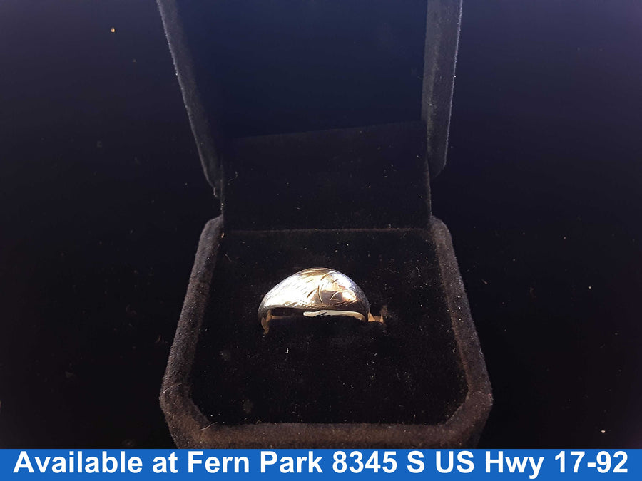 Women's Ring - Silver 1.2 grams Size 7.5