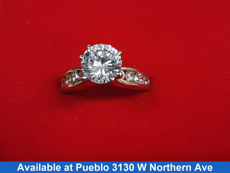 Women's Ring - Yellow Gold 10k (.417) 3.8 grams Size 7