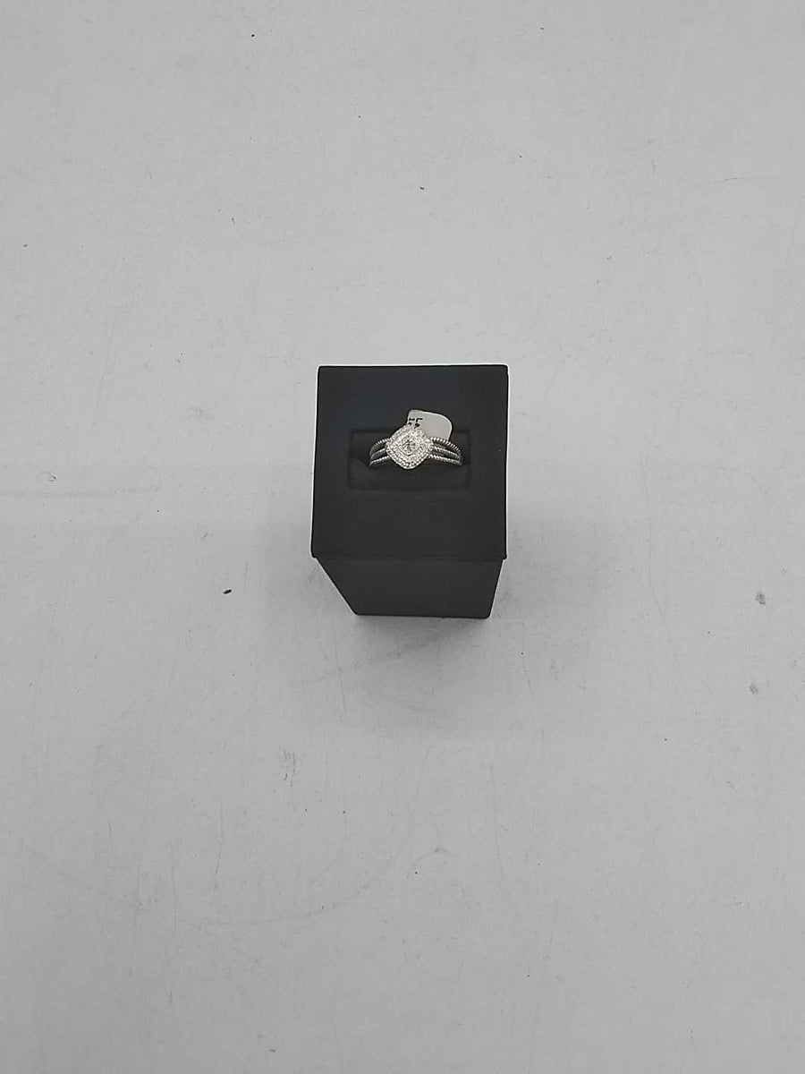 Women's Ring - White Gold 14k (.585) 2.8 grams Size 8
