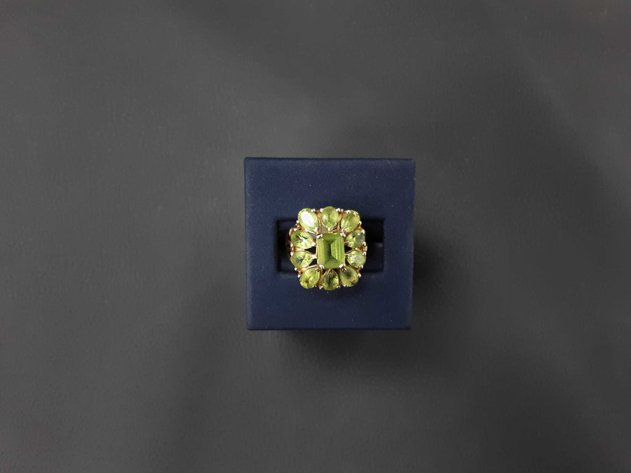 Women's Ring - Yellow Gold 10k (.417) 5.7 grams Size 9.5