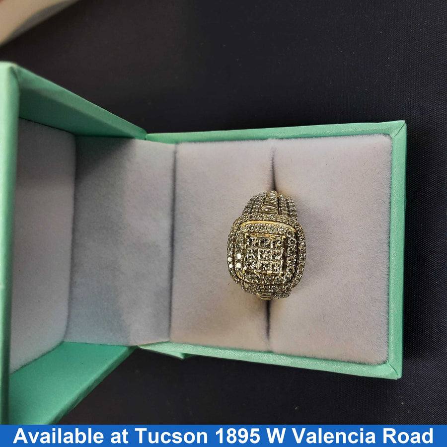 Women's Ring - Yellow Gold 10k (.417) 4.6 grams Size 7