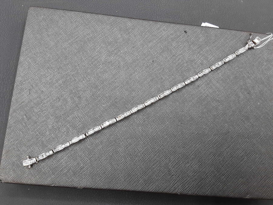 Tennis Bracelet - White Gold 14k (.585) 10.3 grams 7 inch