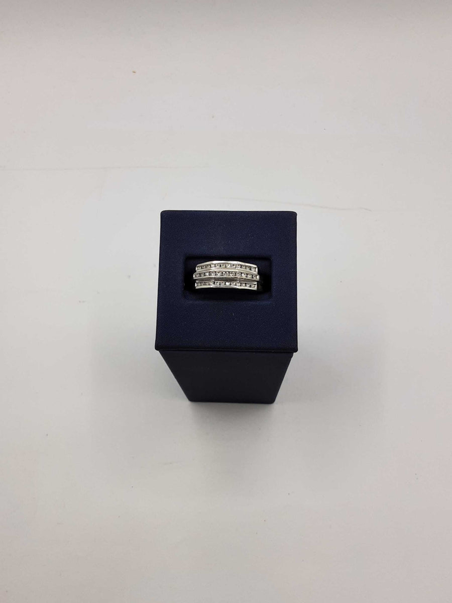 Men's Ring - White Gold 10k (.417) 5.2 grams Size 10.5