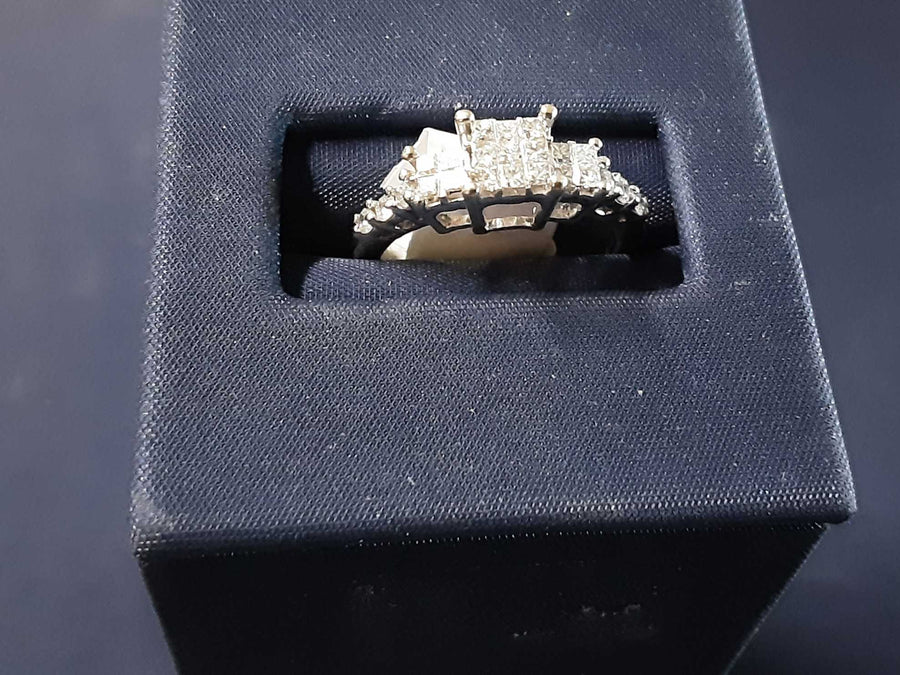 Ring - Wedding Set - White Gold 14k (.585) 2.4 grams Size 5.5
