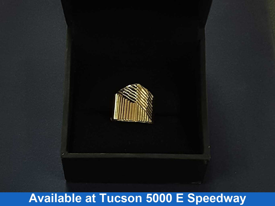 Men's Ring - Yellow Gold 14k (.585) 8.4 grams Size 6