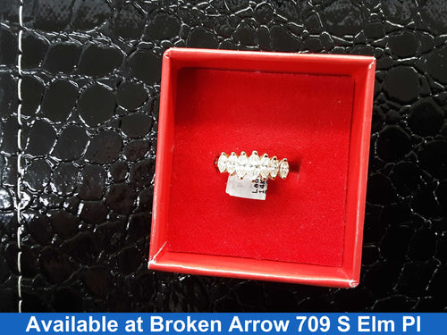 Women's Ring - Yellow Gold 14k (.585) 3.6 grams Size 6.5