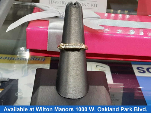 Men's Ring - Yellow Gold 10k (.417) 2.6 grams Size 7