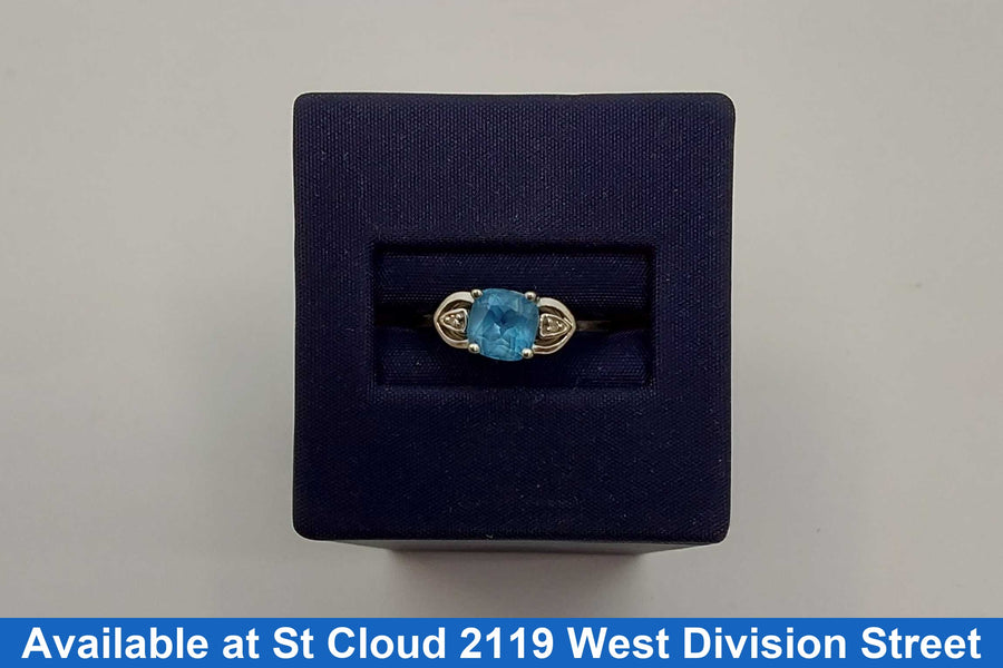 Women's Ring - White Gold 10k (.417) 1.71 grams Size 4