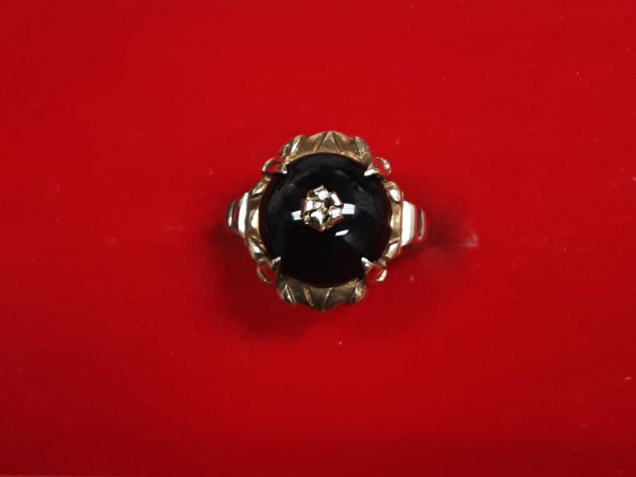 Women's Ring - Yellow Gold 10k (.417) 2.7 grams Size 5.5
