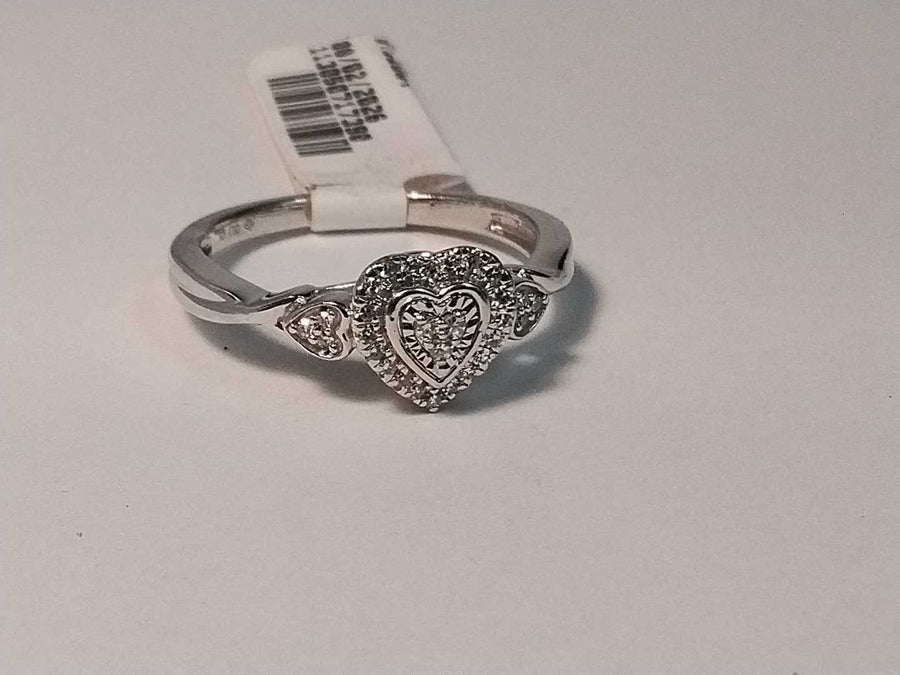 Women's Ring - Silver 2.6 grams Size 7