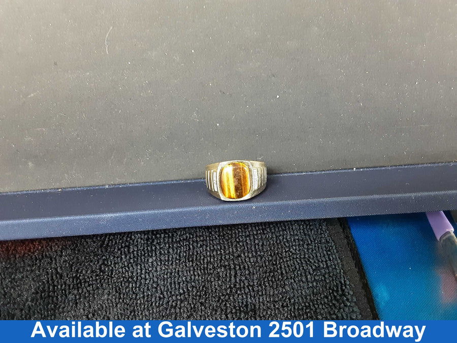 Men's Ring - Yellow Gold 10k (.417) 7.4 grams Size 9