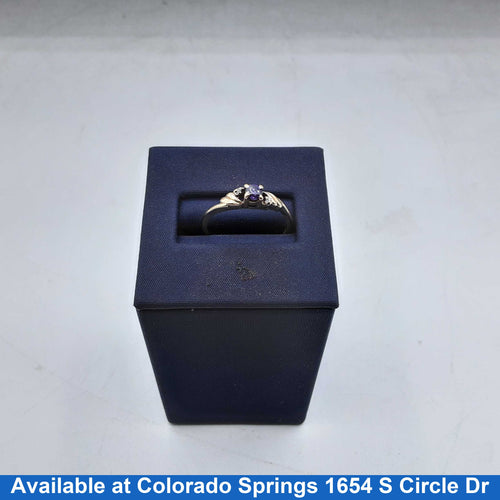 Women's Ring - Yellow Gold 10k (.417) 1.6 grams Size 7