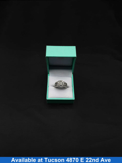 Women's Ring - White Gold 14k (.585) 7.3 grams Size 7