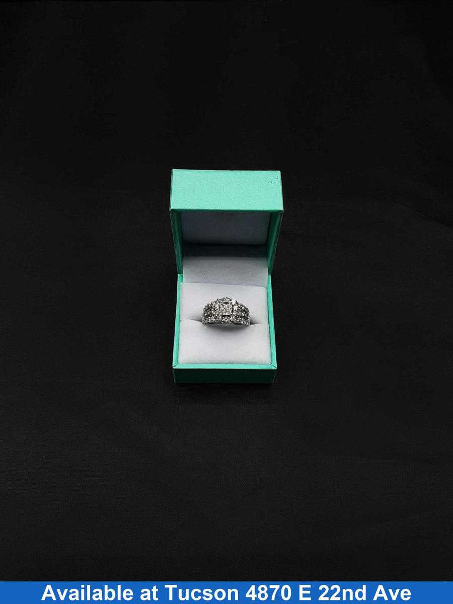 Women's Ring - White Gold 14k (.585) 7.3 grams Size 7