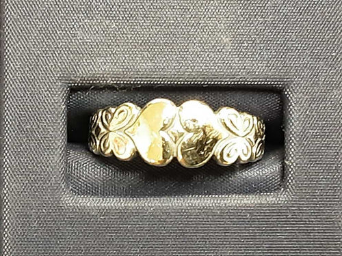 Women's Ring - Silver 4.6 grams Size 8.5