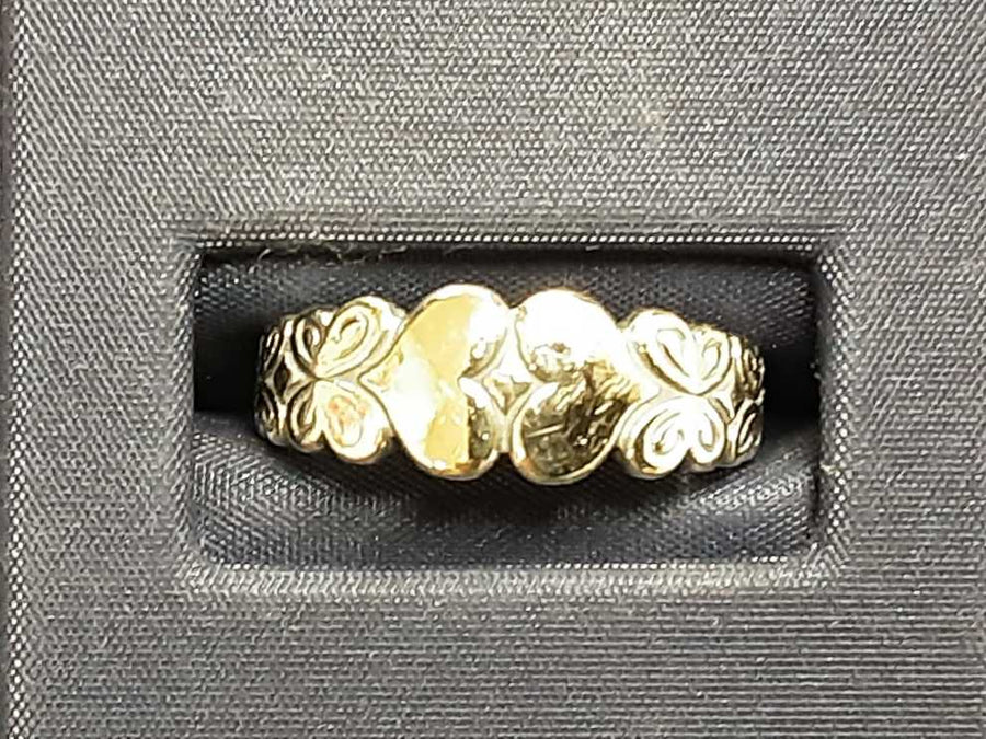 Women's Ring - Silver 4.6 grams Size 8.5