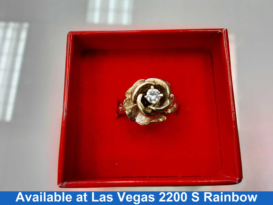 Women's Ring - Yellow Gold 10k (.417) 9.7 grams Size 7.5