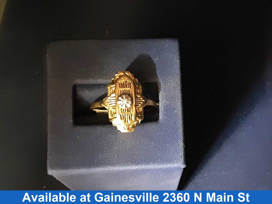 Women's Ring - Yellow Gold 10k (.417) 2.5 grams Size 7.5