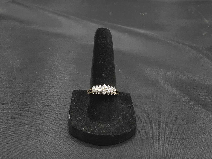 Women's Ring - Yellow Gold 10k (.417) 2.7 grams Size 7
